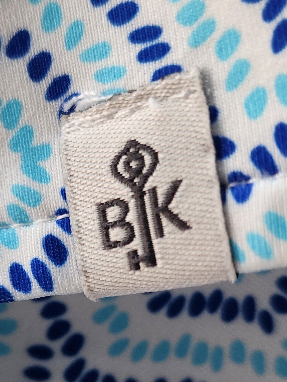 Belyn Key Light Blue Hexagon Print Sleeveless Polo - Picture 9 of 11